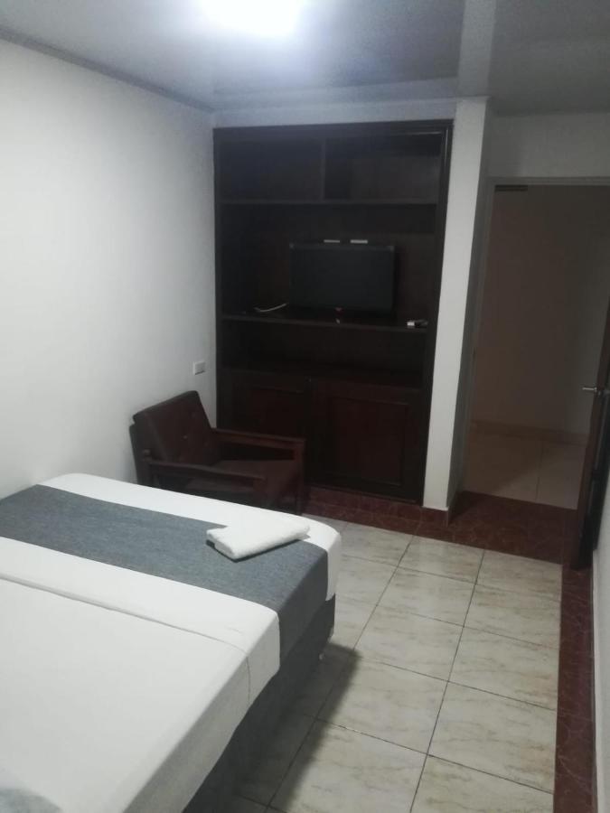 Hotel Neiva Urdaneta Екстер'єр фото
